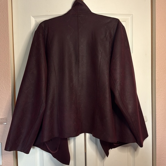 Catherine Malndrino Burgundy faux leather Jacket size 2x - Picture 6 of 10